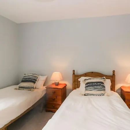 Nyaraló Roanview - Cosy But Spacious With Sea Views