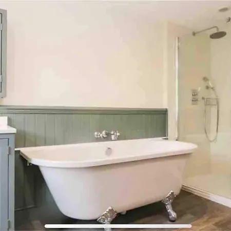Nyaraló Roanview - Cosy But Spacious With Sea Views